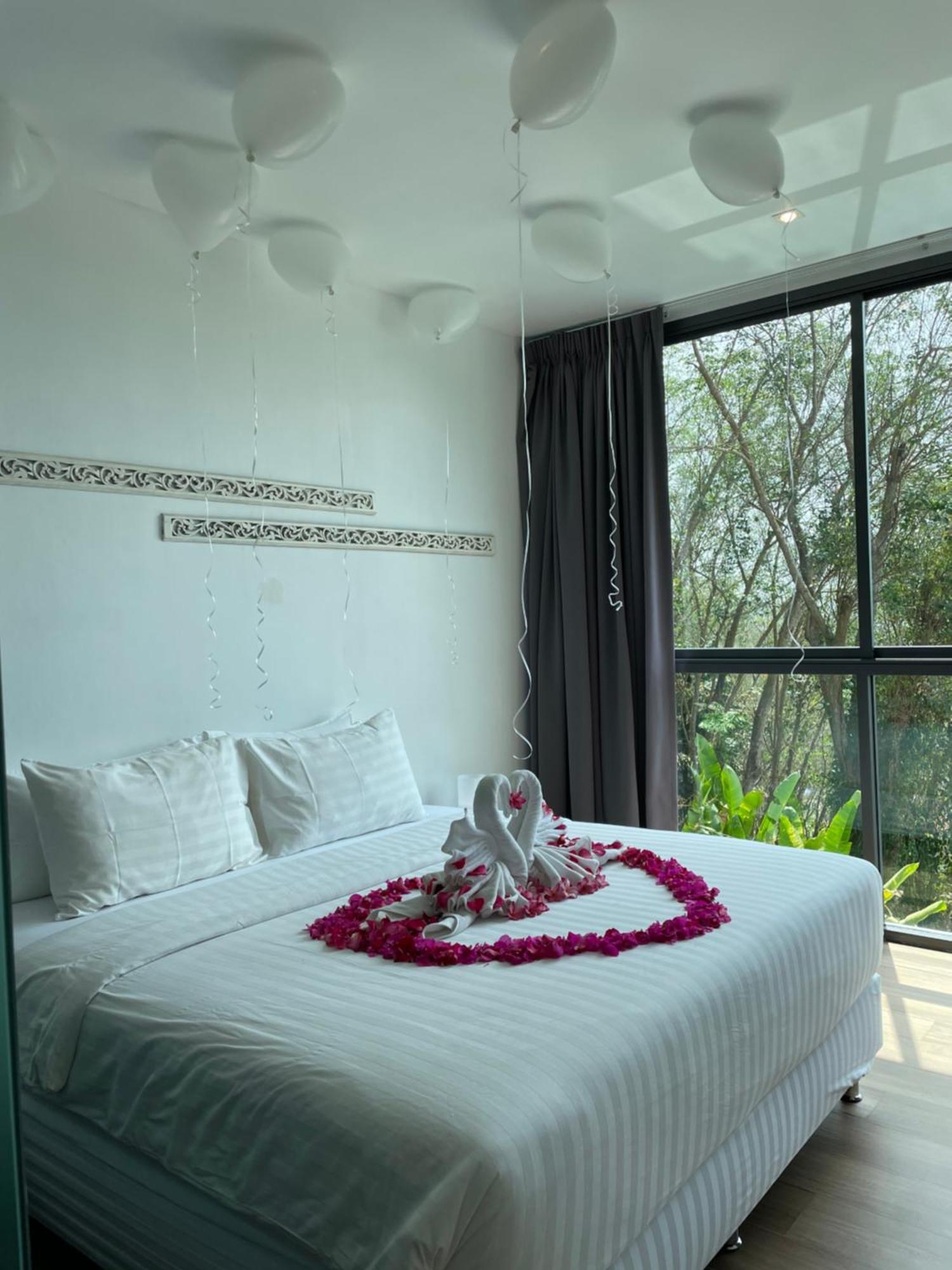 Baan Saint-Tropez Seaview Villas Kata Beach 외부 사진