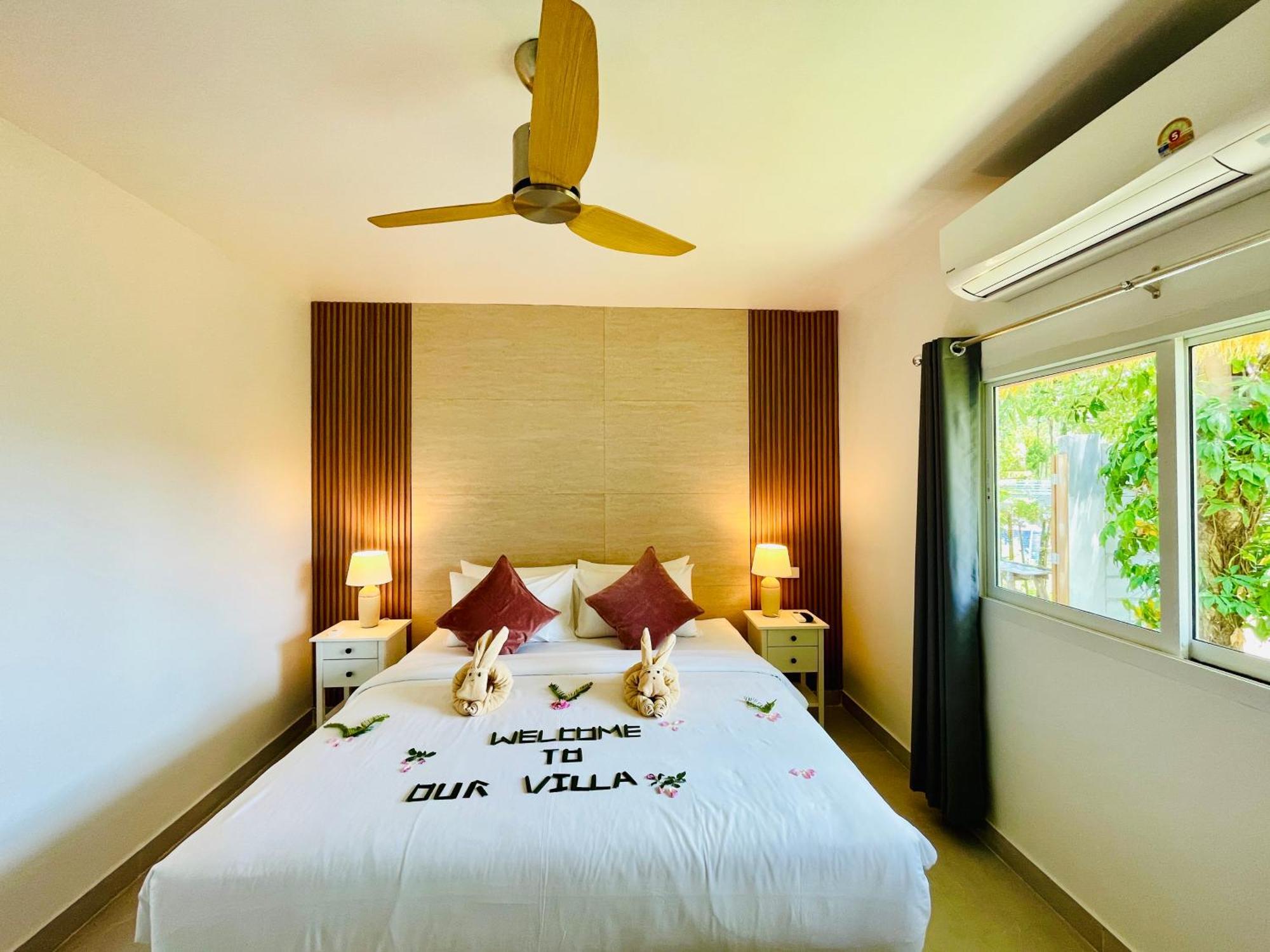 Baan Saint-Tropez Seaview Villas Kata Beach 외부 사진