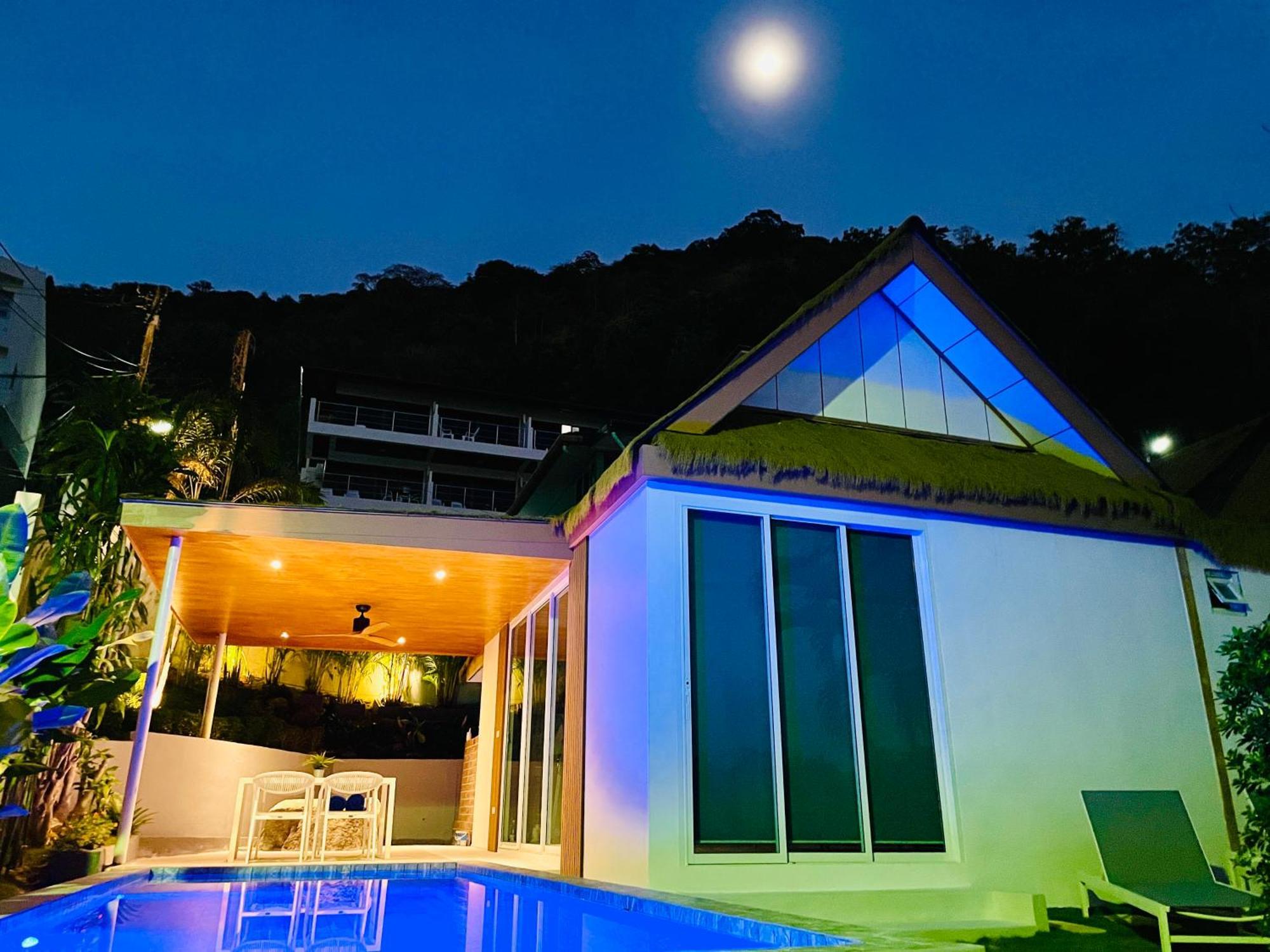 Baan Saint-Tropez Seaview Villas Kata Beach 외부 사진