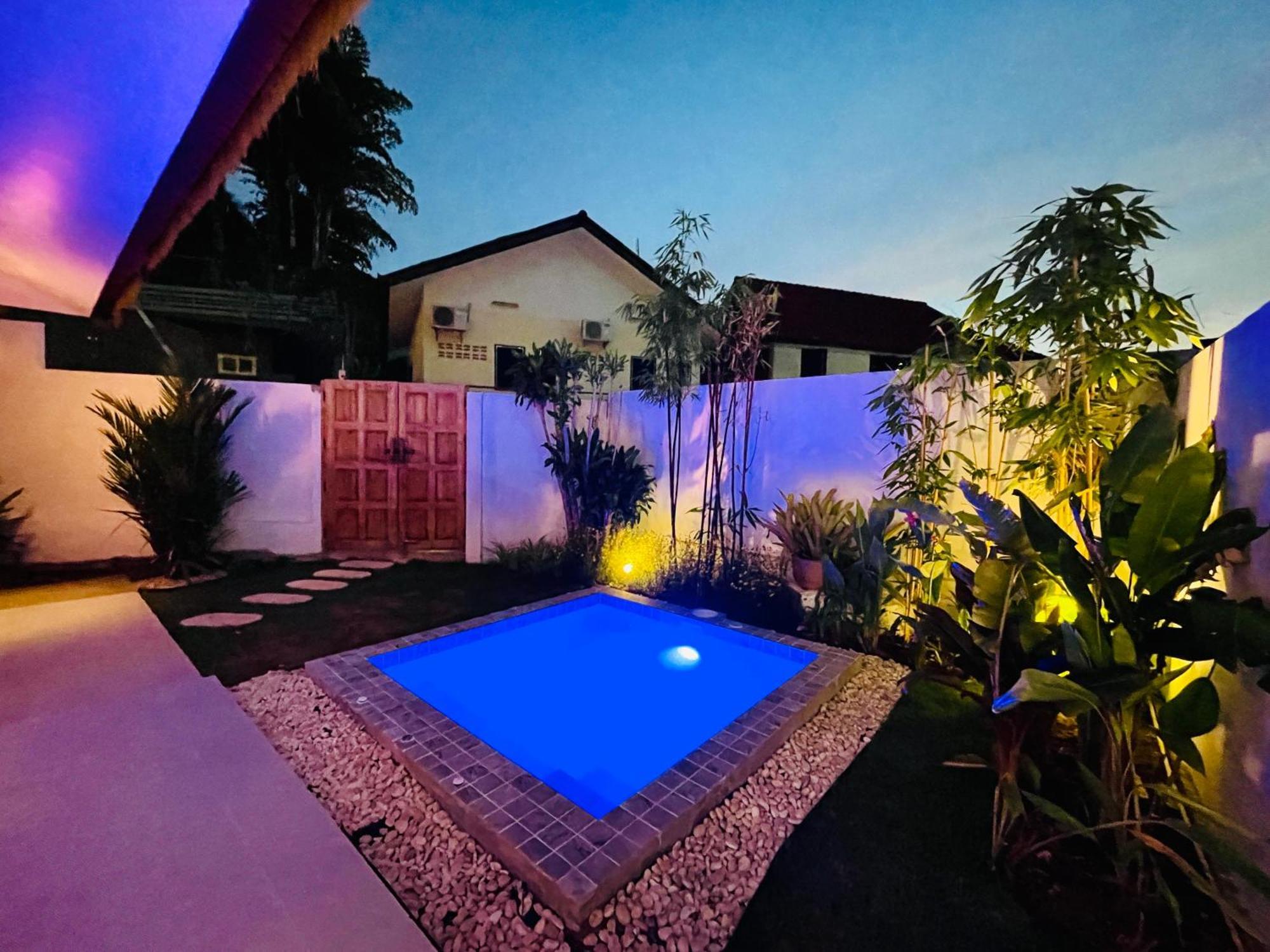 Baan Saint-Tropez Seaview Villas Kata Beach 외부 사진