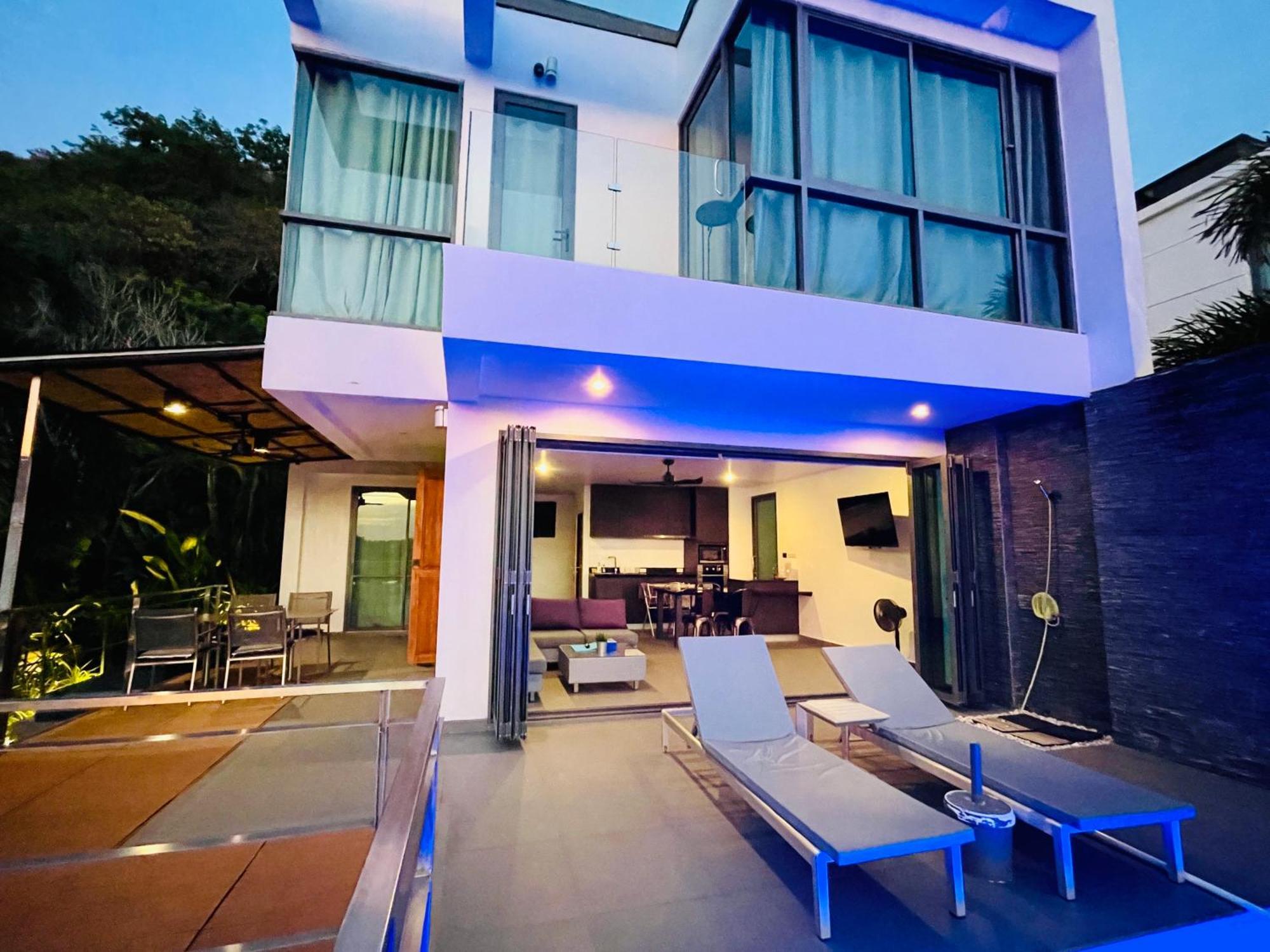 Baan Saint-Tropez Seaview Villas Kata Beach 외부 사진